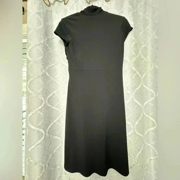 White House Black Market Dress Size 4 Structured Cinched Little Black dress - Picture 8 of 14